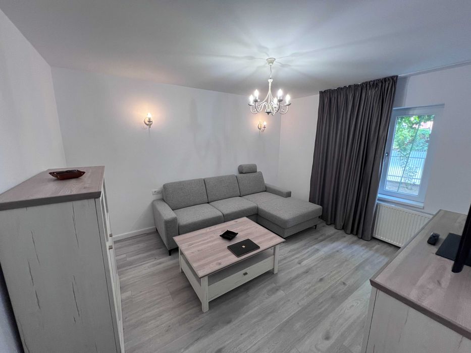 Apartament/casă regim hotelier80mp+Curte 200mp Constanța 3 camere