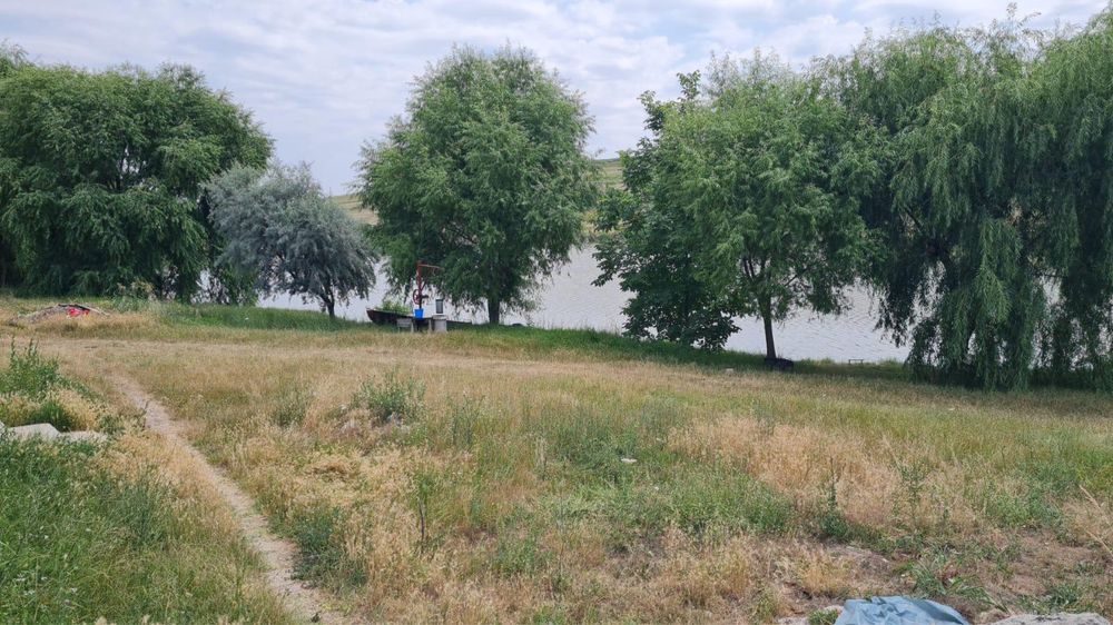 Balta peste, balta populata, luciu de apa