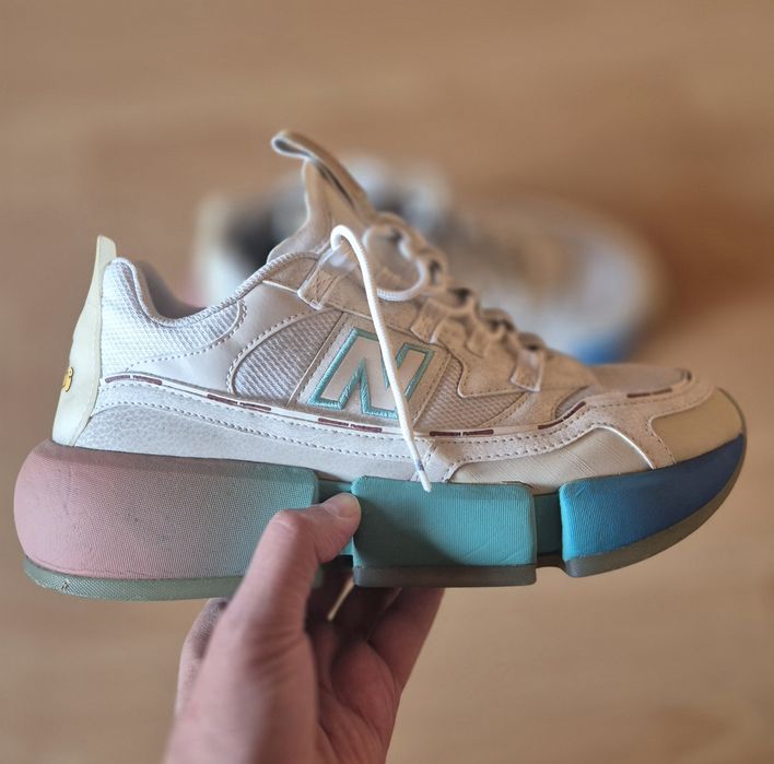 Adidasi New Balance autentici  negociabil