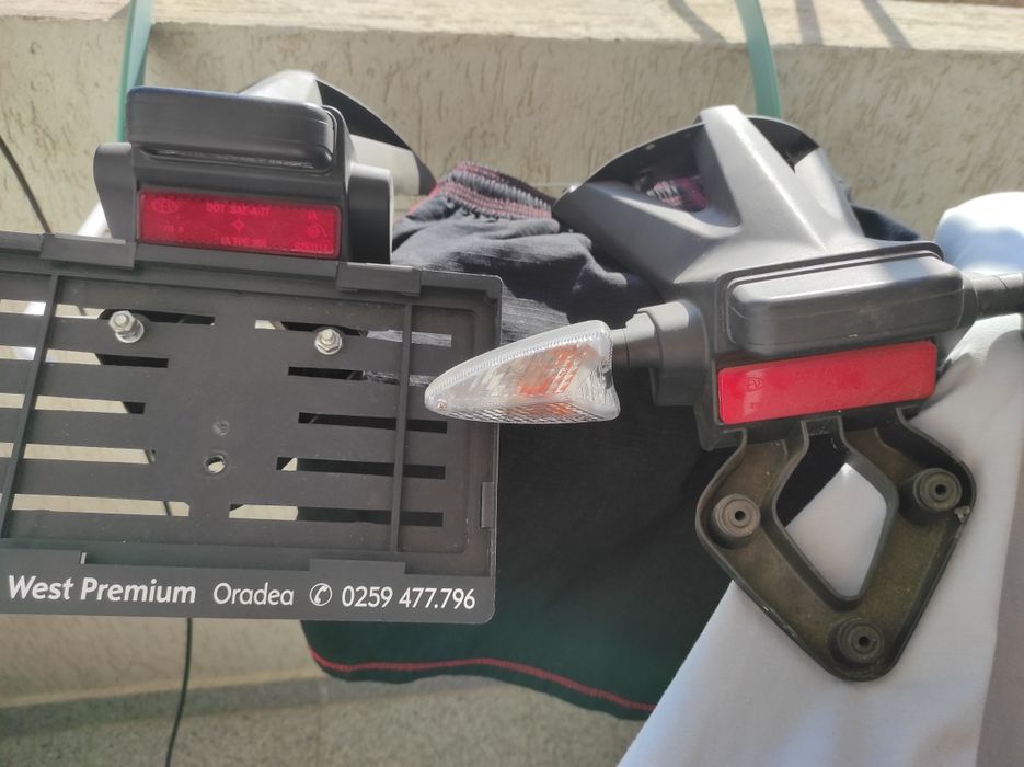 Piese  Bmw s 1000 rr (toba, amortizoare fata suport numar )