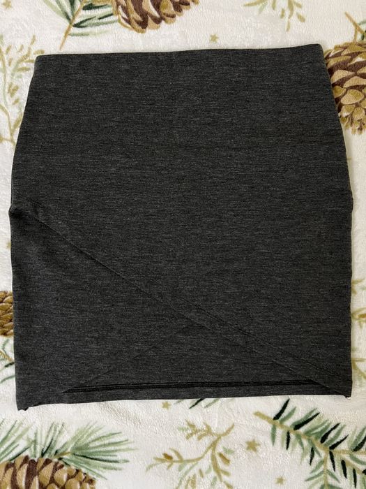 Къса пола, тип ‘прегърни ме’