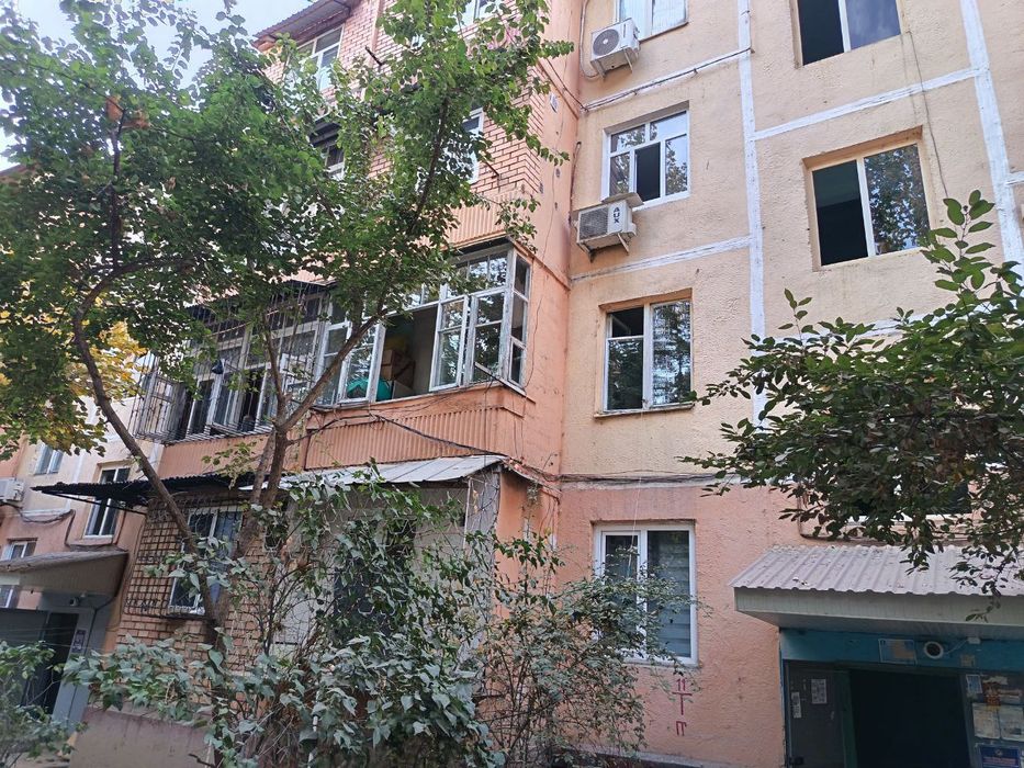 Продаётся 3хкомнатная квартира на ул Альхорезмий 18кв