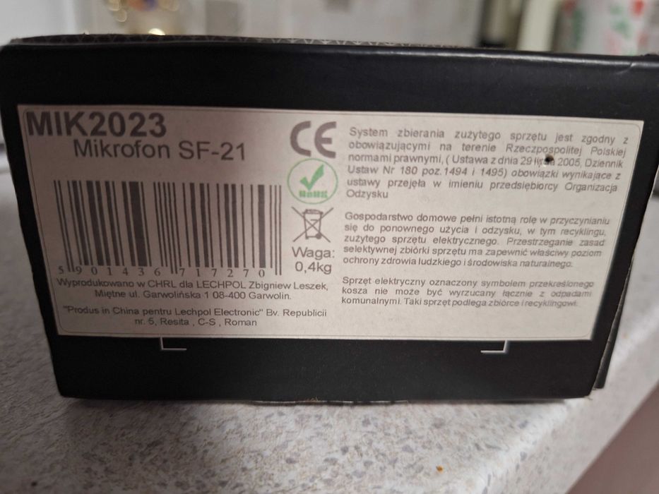 Microfon cu fir SF-21
