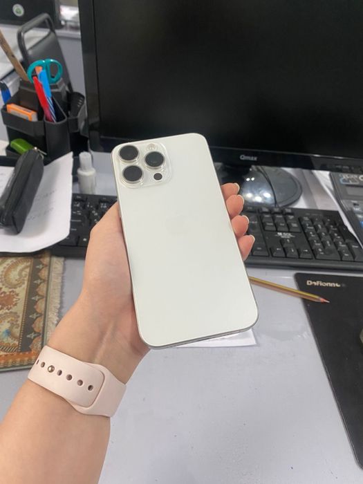 iPhone 15 Pro Max 256 гб, акк89%