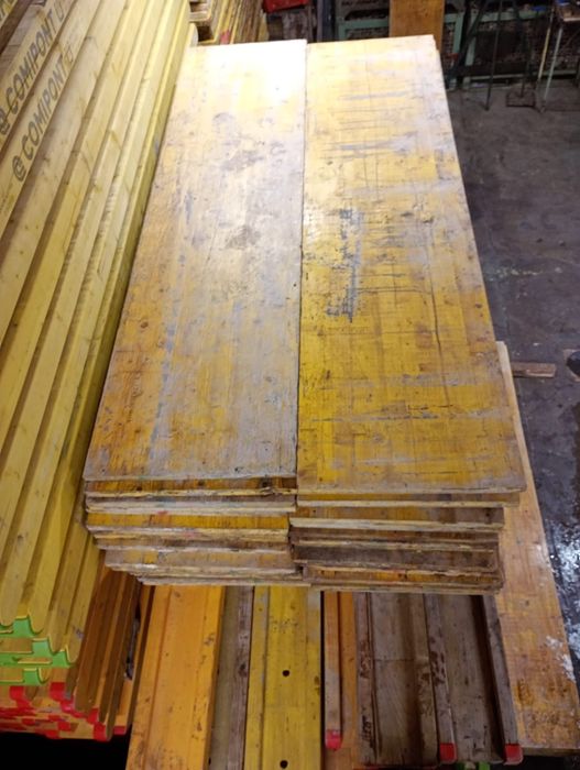 Vând panouri de cofrat  tip Doka ..80 ron metrul patrat.