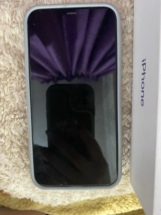 Продам IPHONE 11 128 Гб
