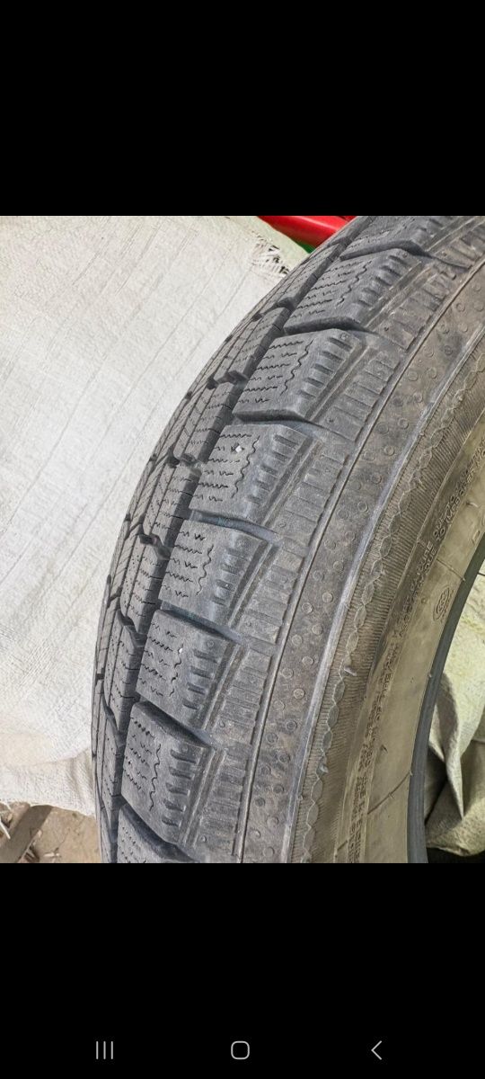 Продаётся шины буу