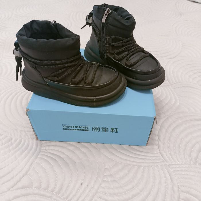 Продаю осенние ботиночки!