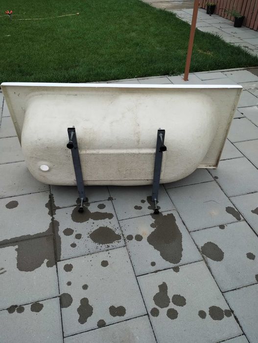 Cadă baie cu suport