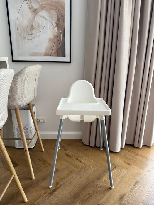Scaun de luat masa bebelus