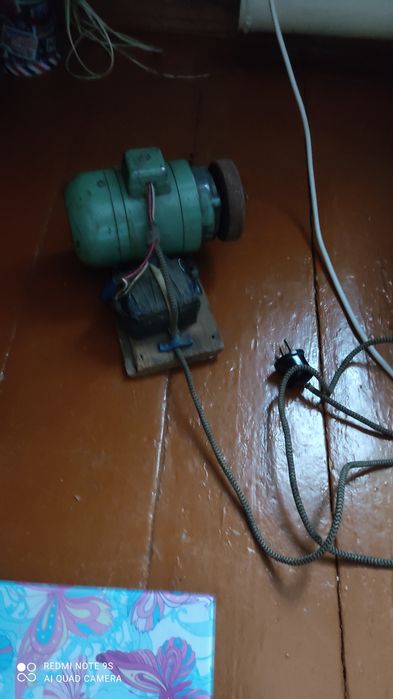 Точильный станок.