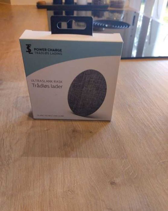 INCARCATOR WIRELESS Norvegia 15W 10W 7.5W 5.0W Aluminum Ultra Slim pad