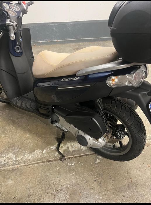 Piaggio Carnaby 125 (Nu Beverly , X9)