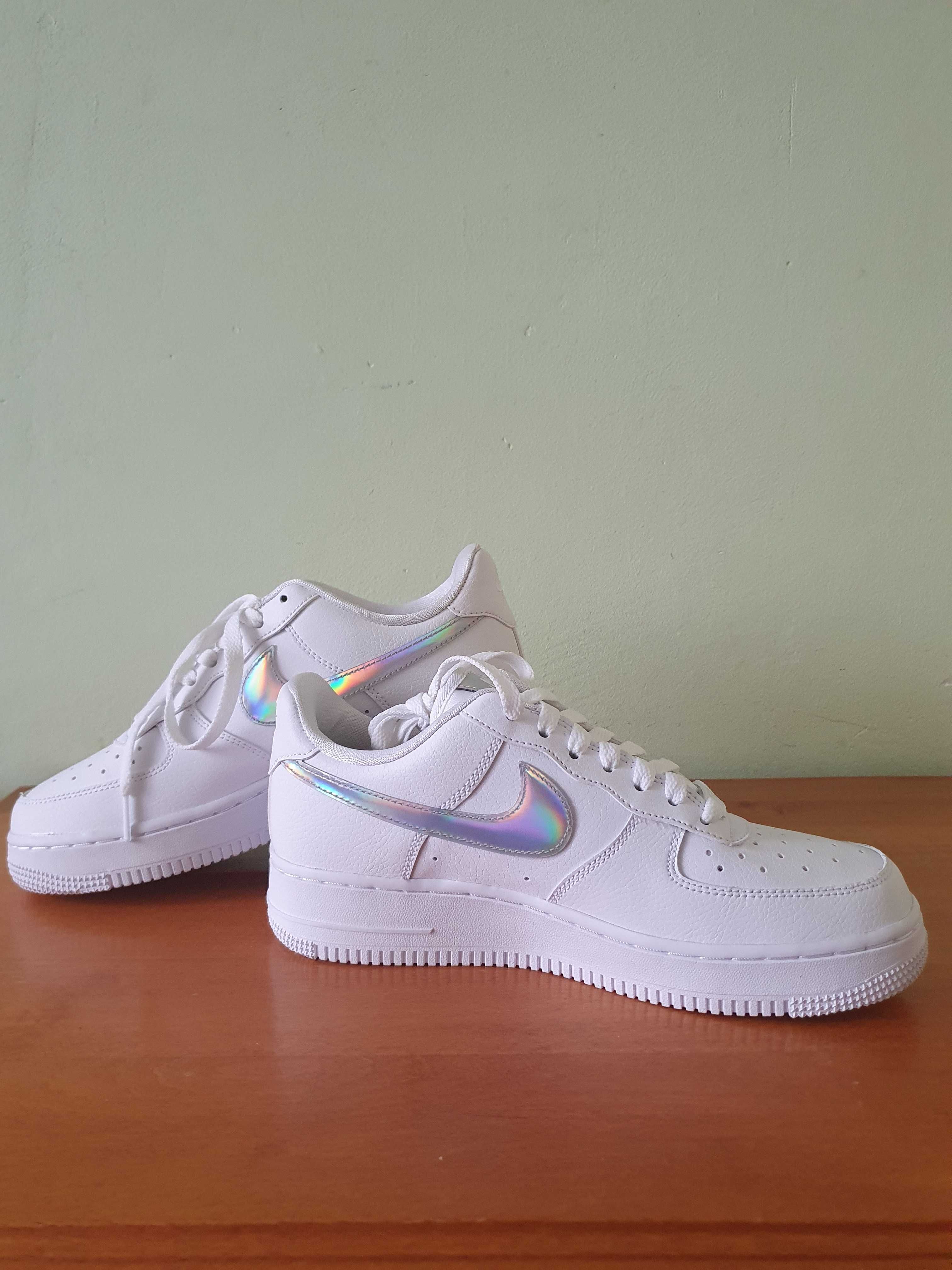 Nike Air Force 1 Low White Irisdescent   Размер: 38,5