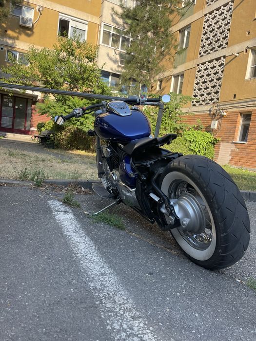 Bobber Suzuki VL800 2013