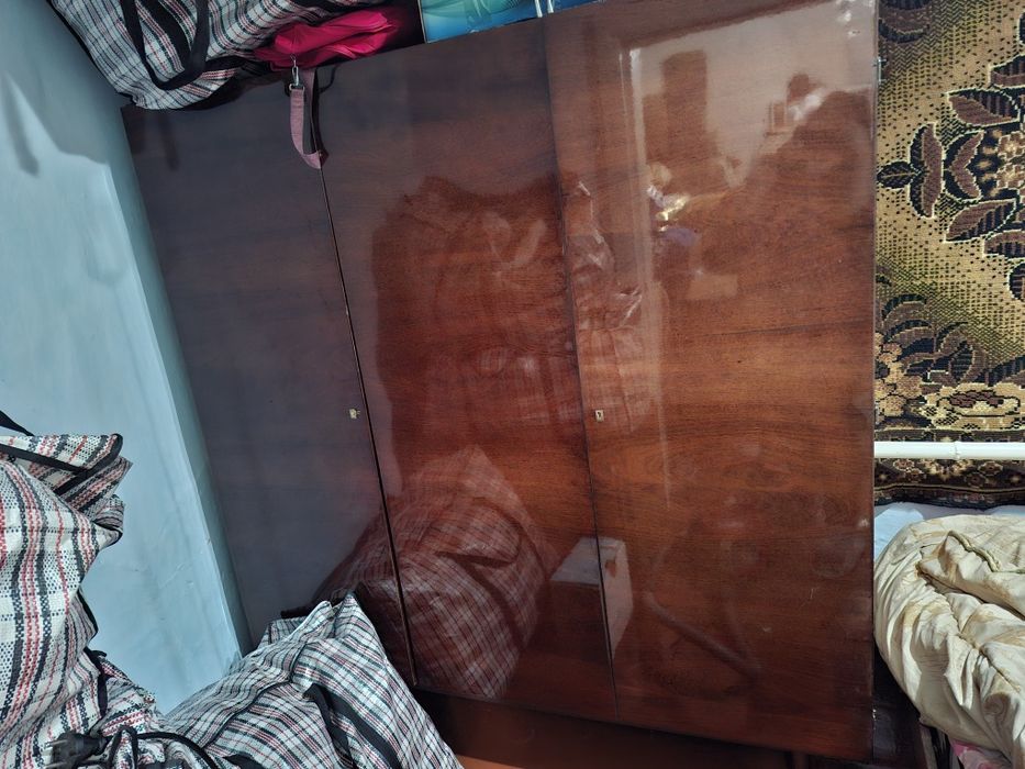 Продам Советский шкаф