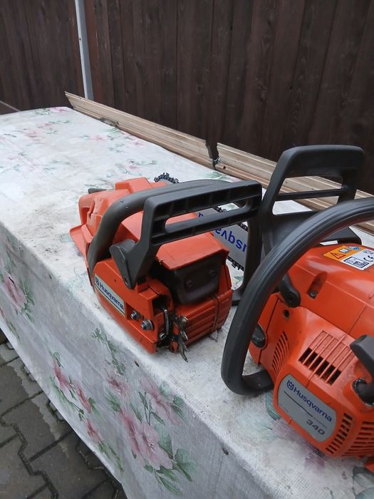 2 Husqvarna de vânzare