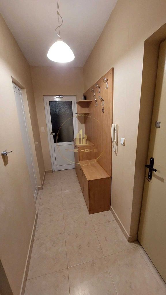 Дава се под наем Тристаен апартамент в Варна, Бриз - 77 кв.м за 500 € - Снимка #4