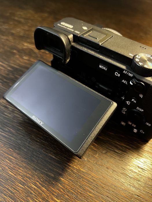 Sony a6600 и Sigma 18-50 f/ 2,8