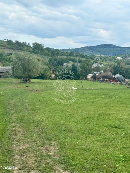 Teren intravilan 800 mp-ideal casa-Dumitra, 12 km de Bistrita