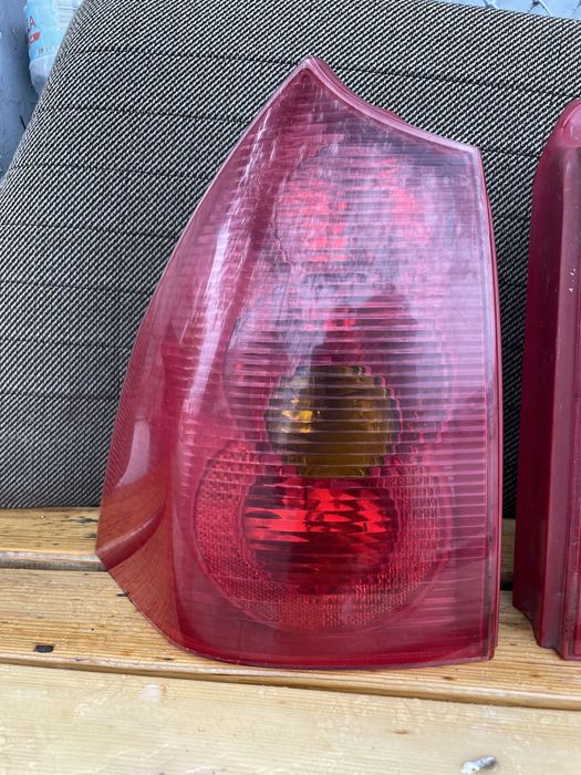 Оригинален Стоп за пежо 307sw комби цената е за 1-брой наличен е левия