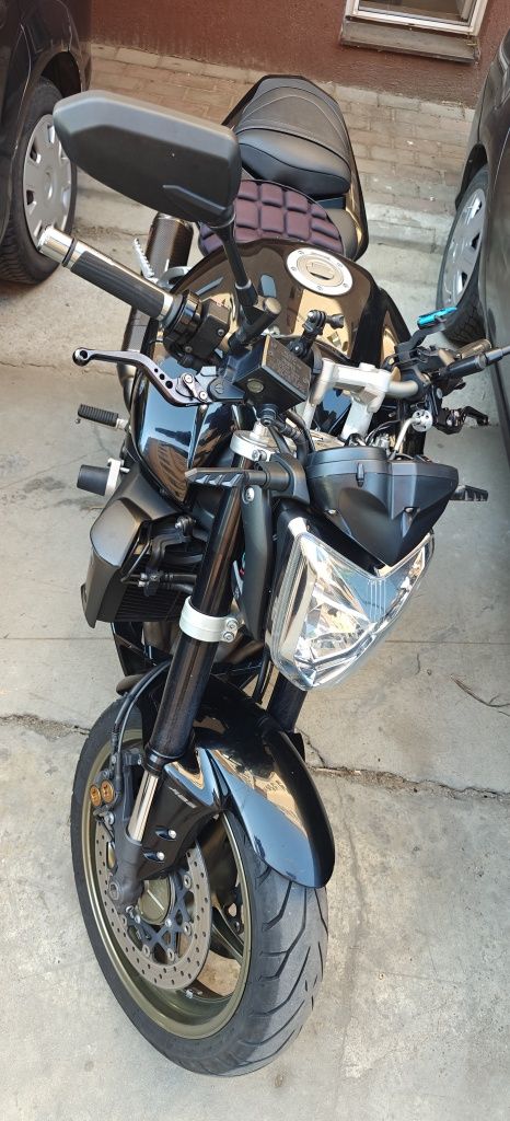 Yamaha FZ1 naked
