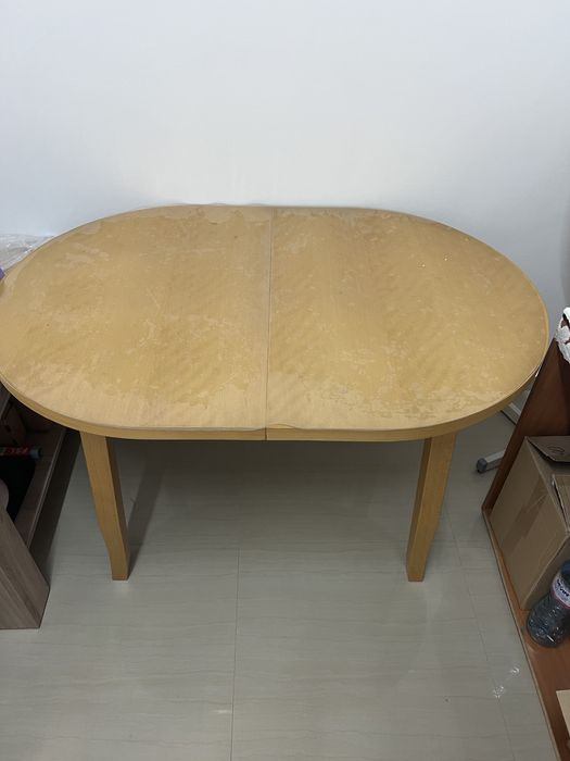 Холна и трапезна маса