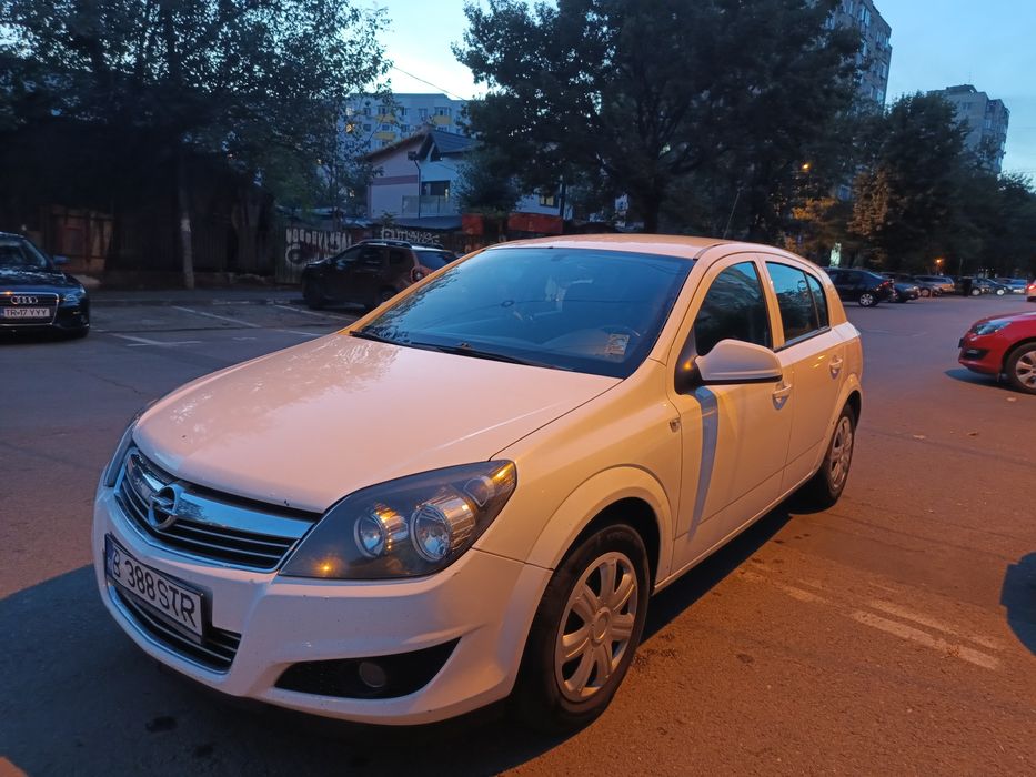 Opel asta H 2010