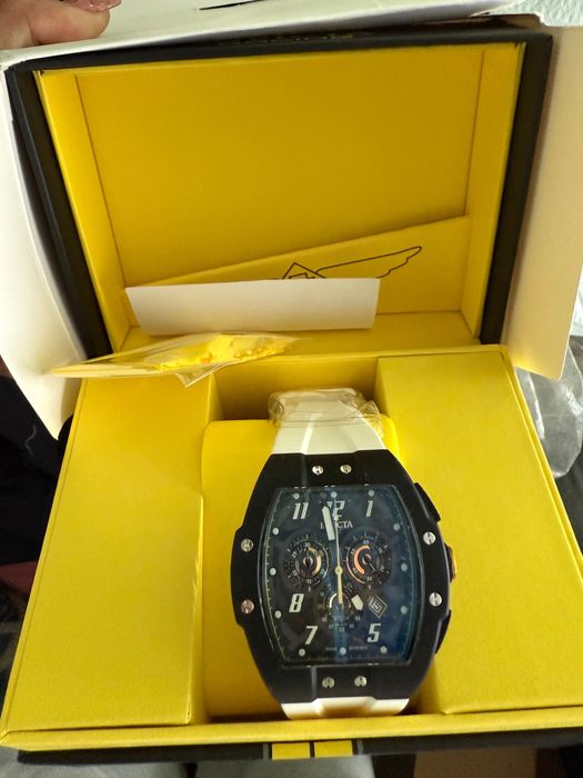 Оригинален часовник Invicta