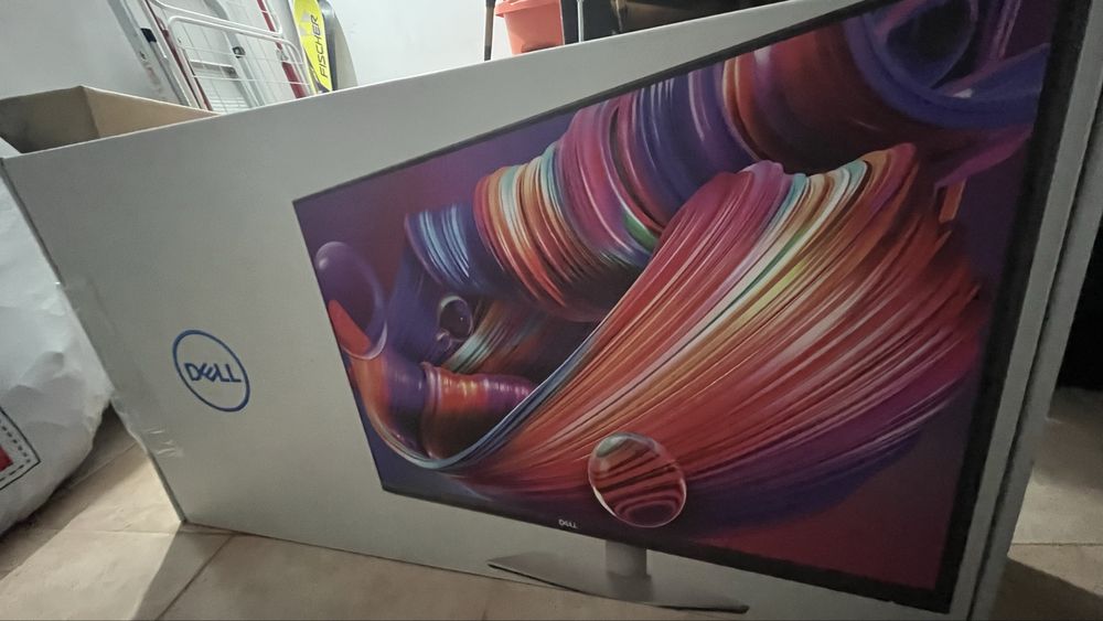Monitor Dell Pro 27 “ NOU