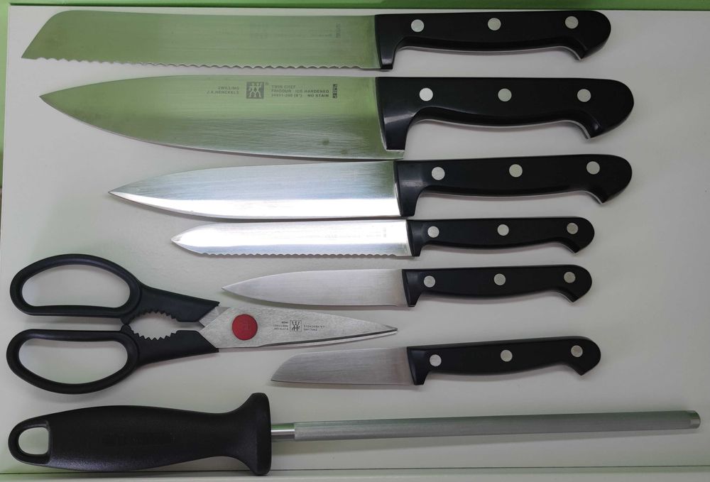 ZWILLING - Луксозен комплект кухненски ножове с блок