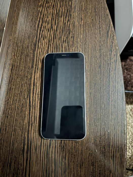 Iphone 12 pro in stare perfecta