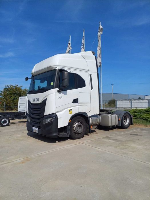 CAP Tractor  -Garantie  INTERNATIONALA 1 -MAX 3 ANI  -RATA 691 EURO