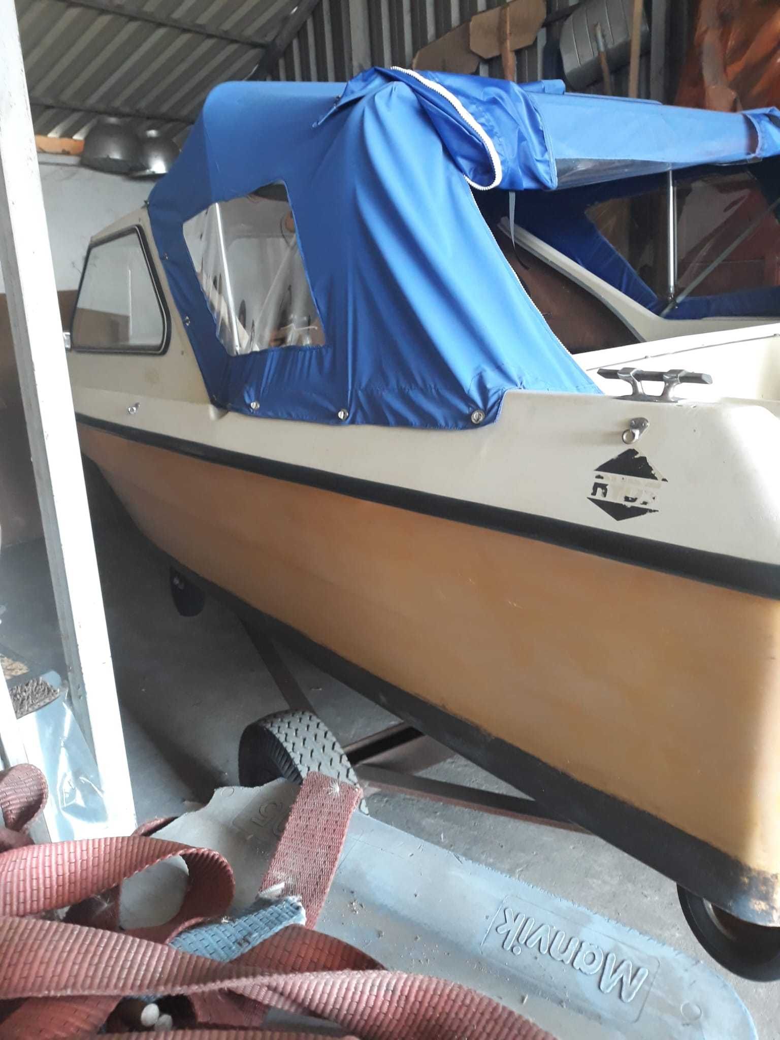 Barcă RYDS Jofa + motor Mercury 60 CP funcțional