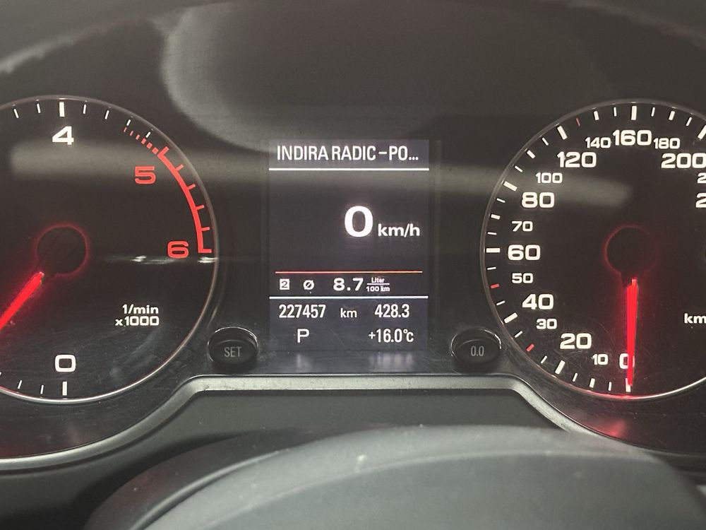 Продавам ауди q5
