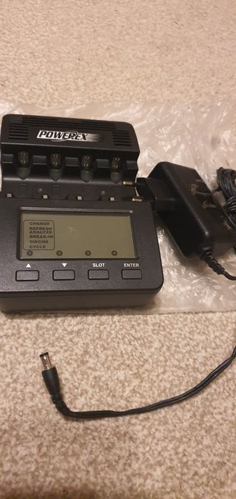 Încărcător de acumulatori R6 profesional PoweRex - ORIGINAL _