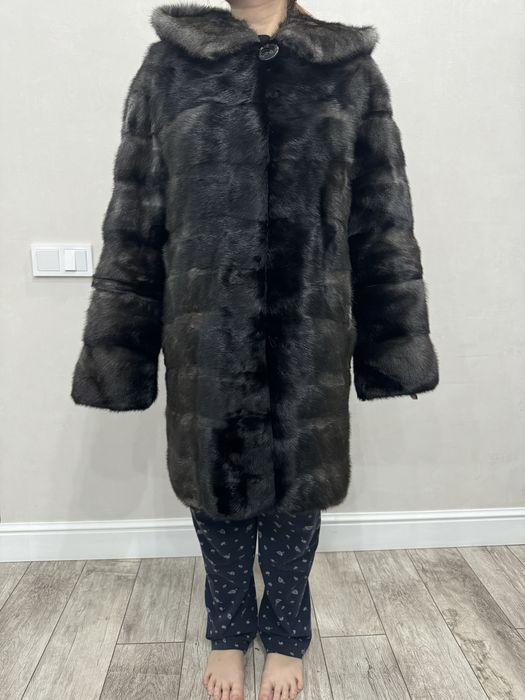 Продам норковую шубу