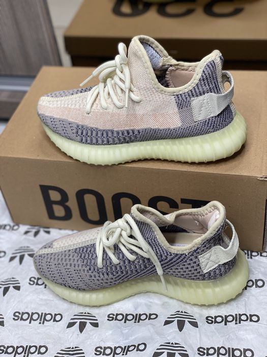 Adidasi YEEZI BOOST 350
