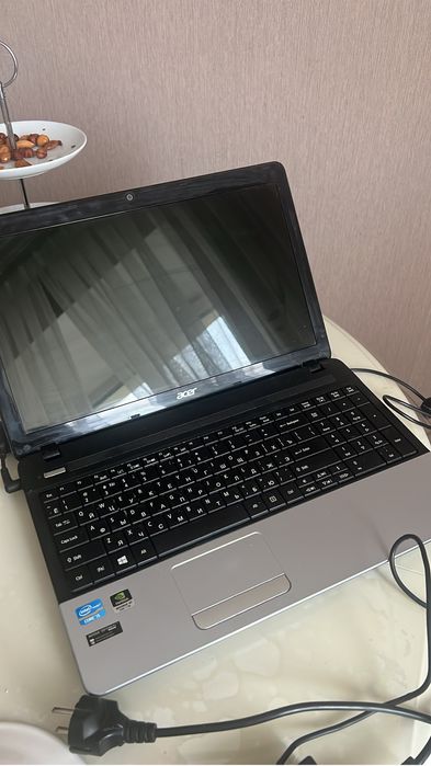 Ноутбук acer продам