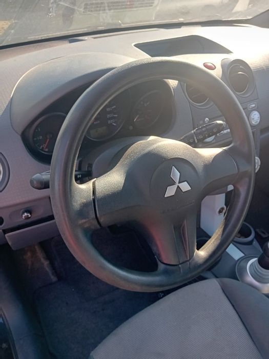 Mitsubishi Colt 1.5 бензин 2007 година 95 к.с