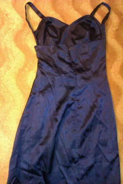 Уникална дамска сатенена рокля