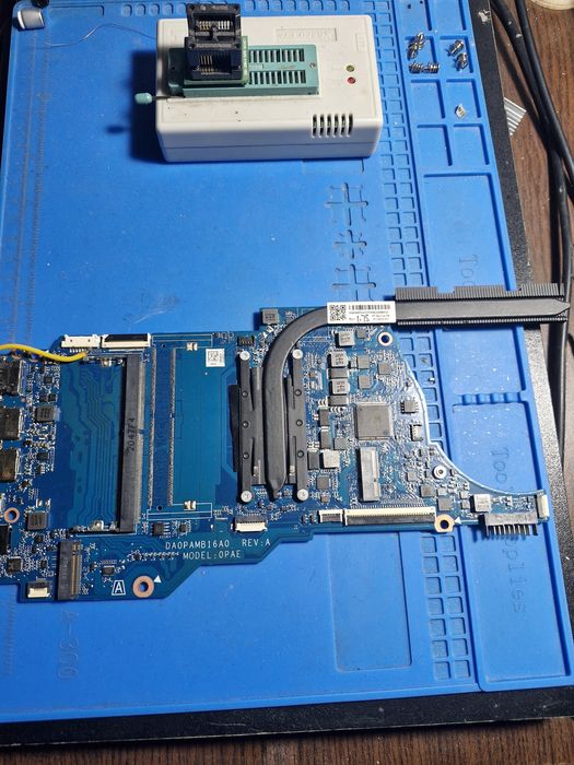 Reparatii, service laptop - pc