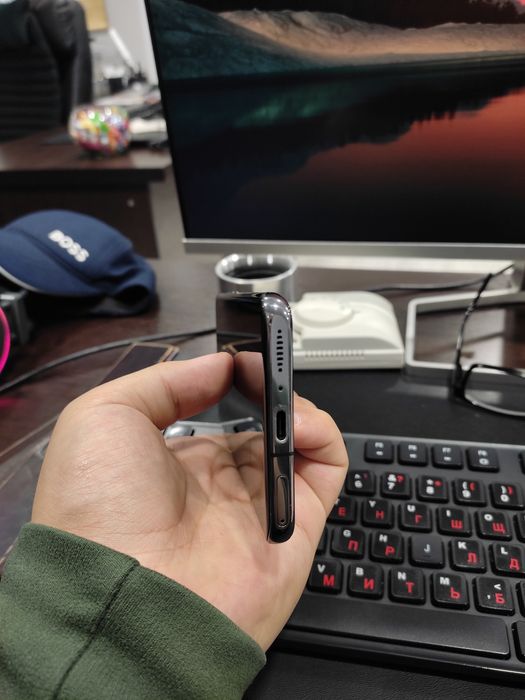 Продам Xiaomi Mi 11 Ultra Black 12/256GB в идеальном состоянии.