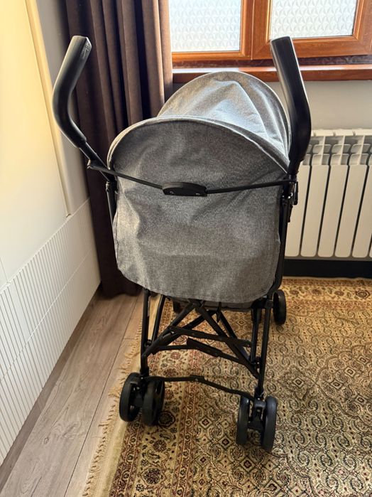 Коляска зонтик, комфортная