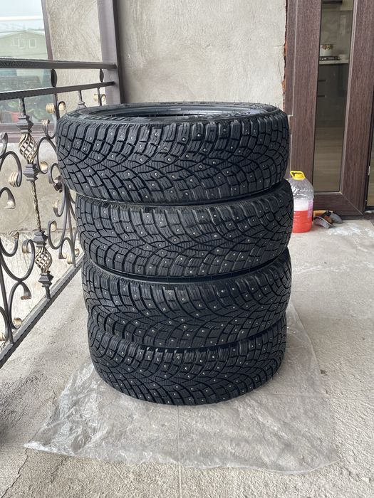 Продам шины шипованные