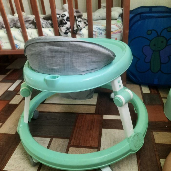 Продам детские ходунки