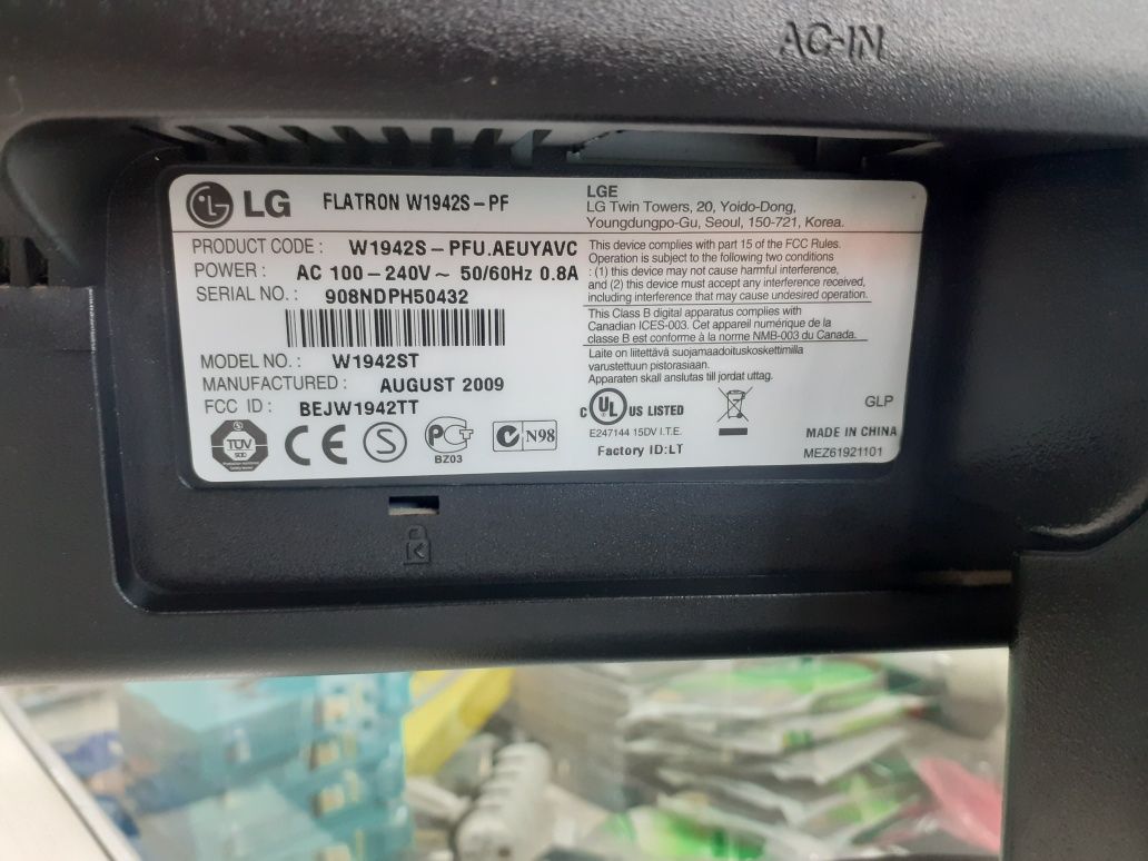 Monitor LG Flatron 19