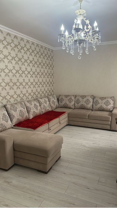 продается диван, размер 5*3 , состояние отличное , торг минимальный