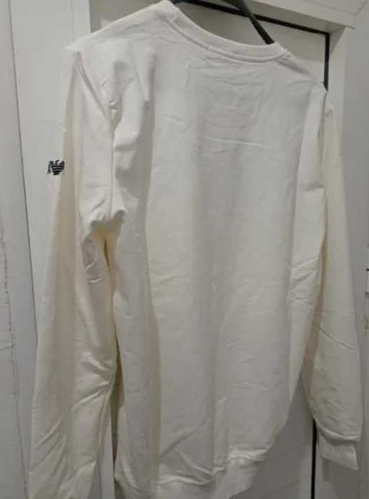 Чисто нова оригинална фланела Armani със сертификат