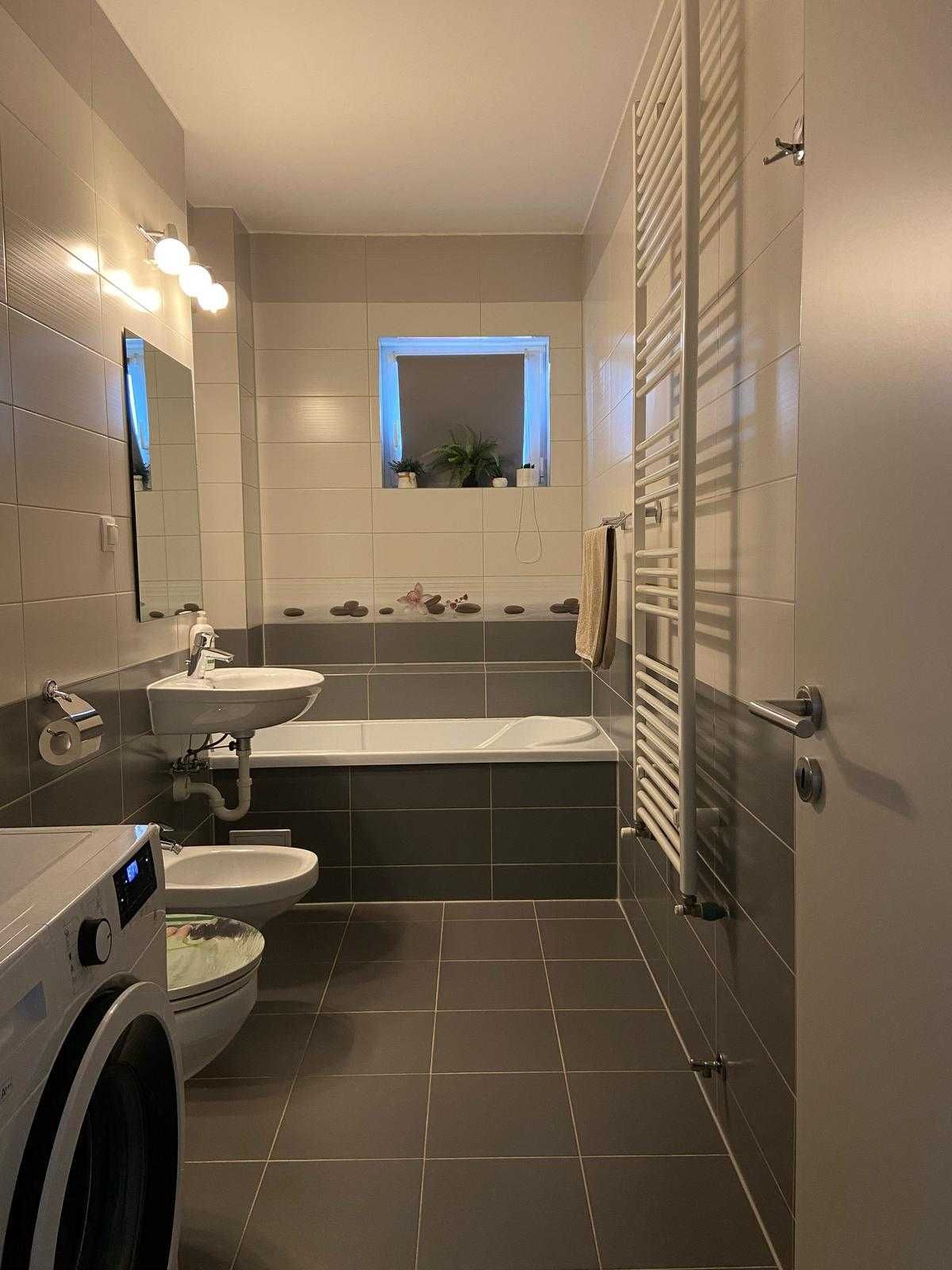 Apartament 2 camere zona Coresi
